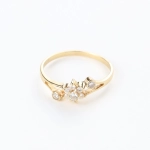 Anillo flor con diamantes 