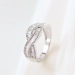 Anillo con diamantes 