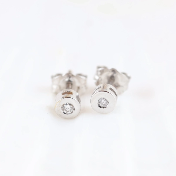 Pendientes con brillantes