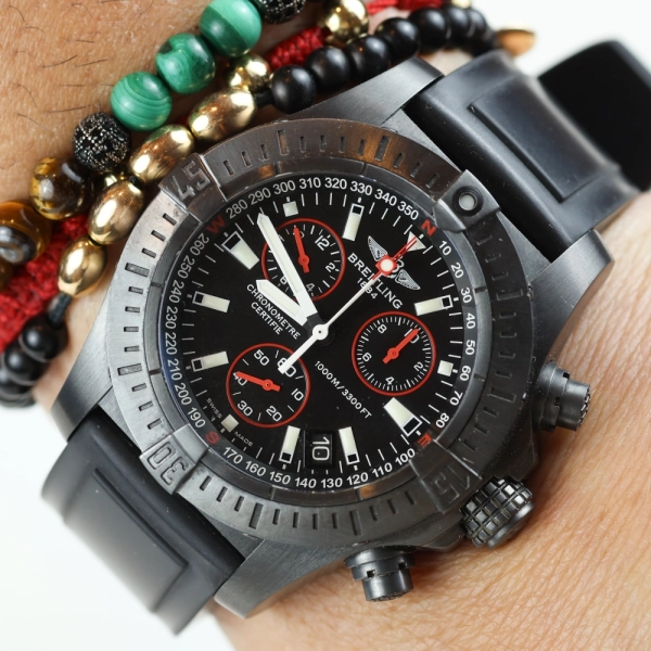 Reloj Breitling Avenger Seawolf Limited Edition - M73390