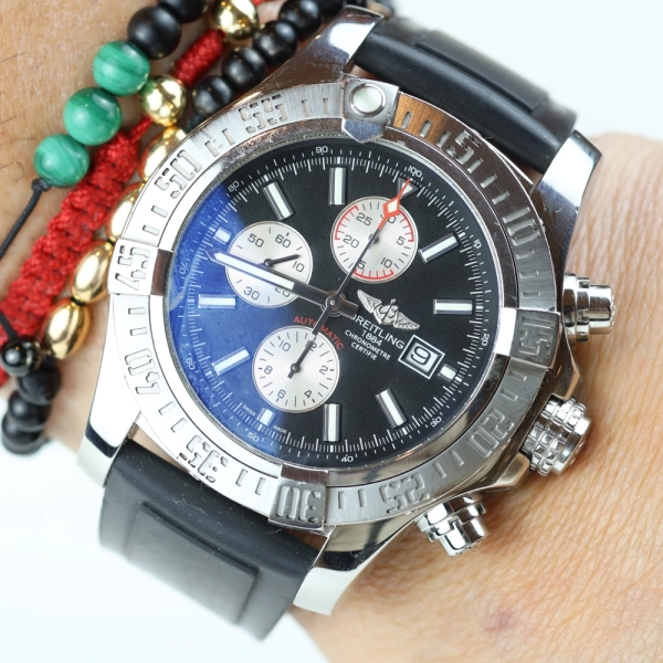 Reloj Breitling Super Avenger II - A13371